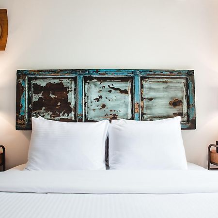 The English Bay Inn Ленглі Екстер'єр фото