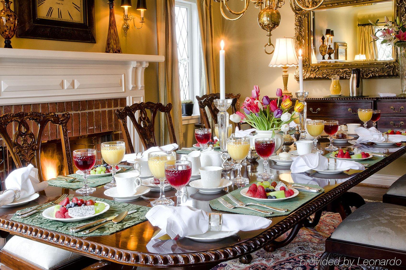 The English Bay Inn Ленглі Екстер'єр фото