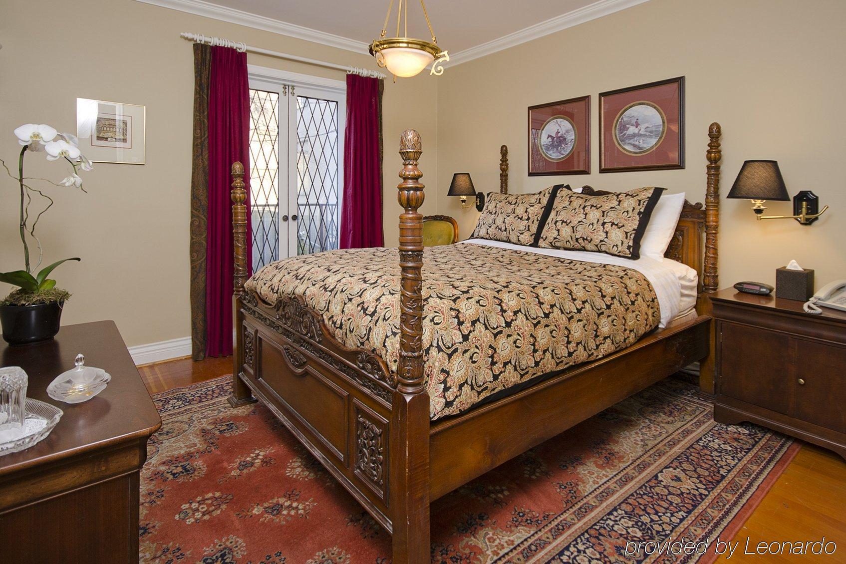 The English Bay Inn Ленглі Екстер'єр фото