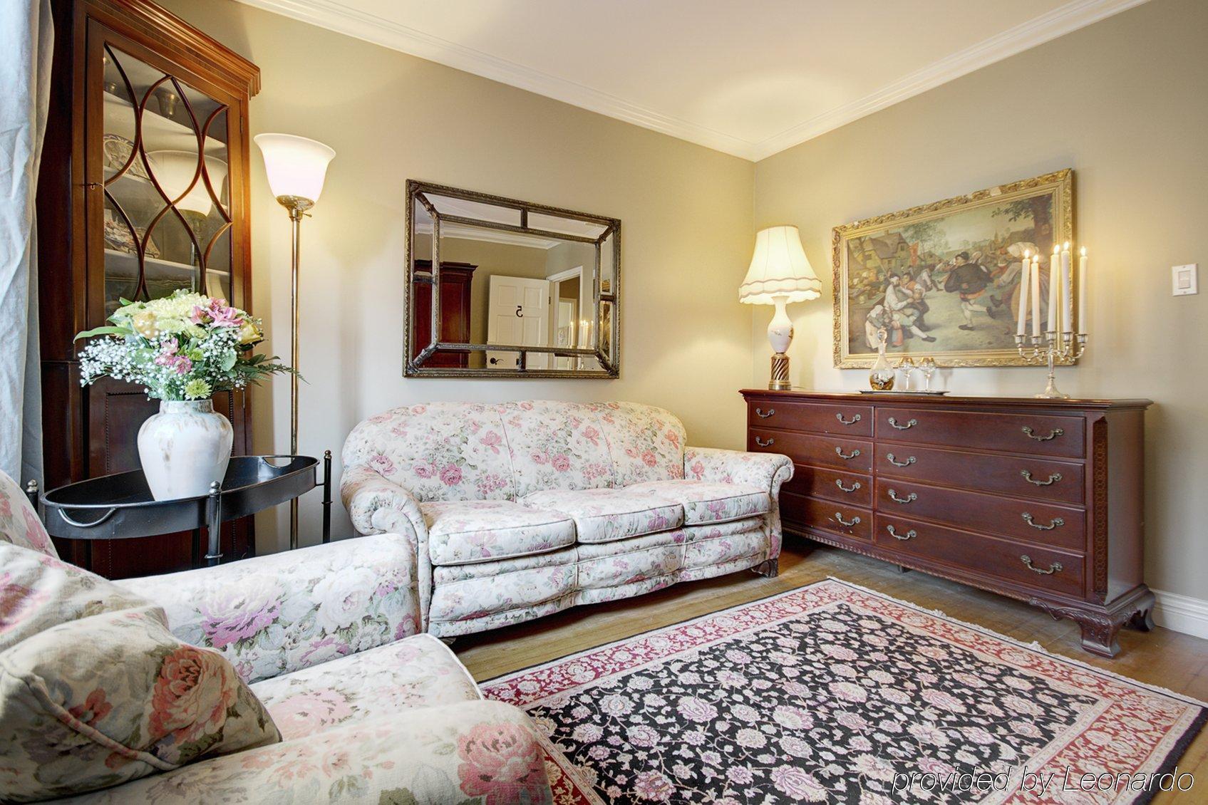 The English Bay Inn Ленглі Екстер'єр фото
