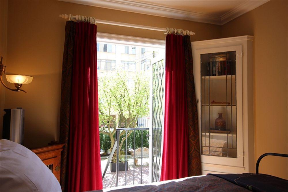 The English Bay Inn Ленглі Екстер'єр фото