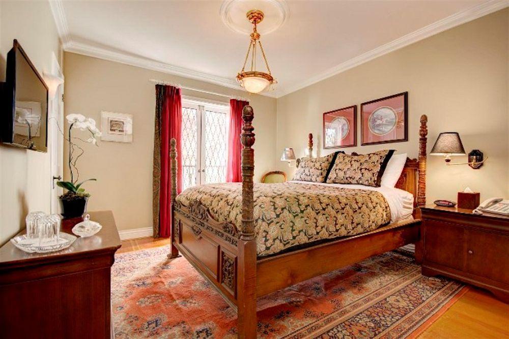 The English Bay Inn Ленглі Екстер'єр фото