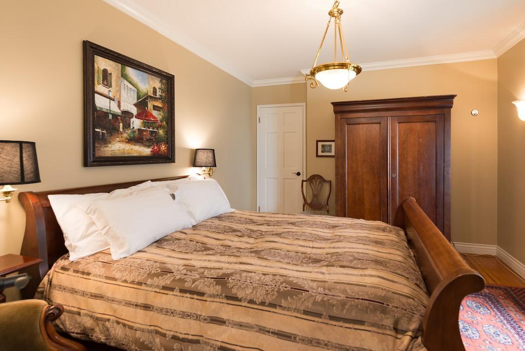 The English Bay Inn Ленглі Екстер'єр фото