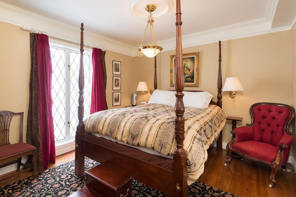 The English Bay Inn Ленглі Екстер'єр фото