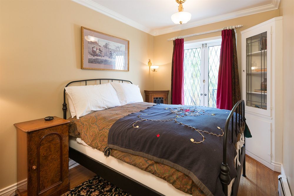 The English Bay Inn Ленглі Екстер'єр фото